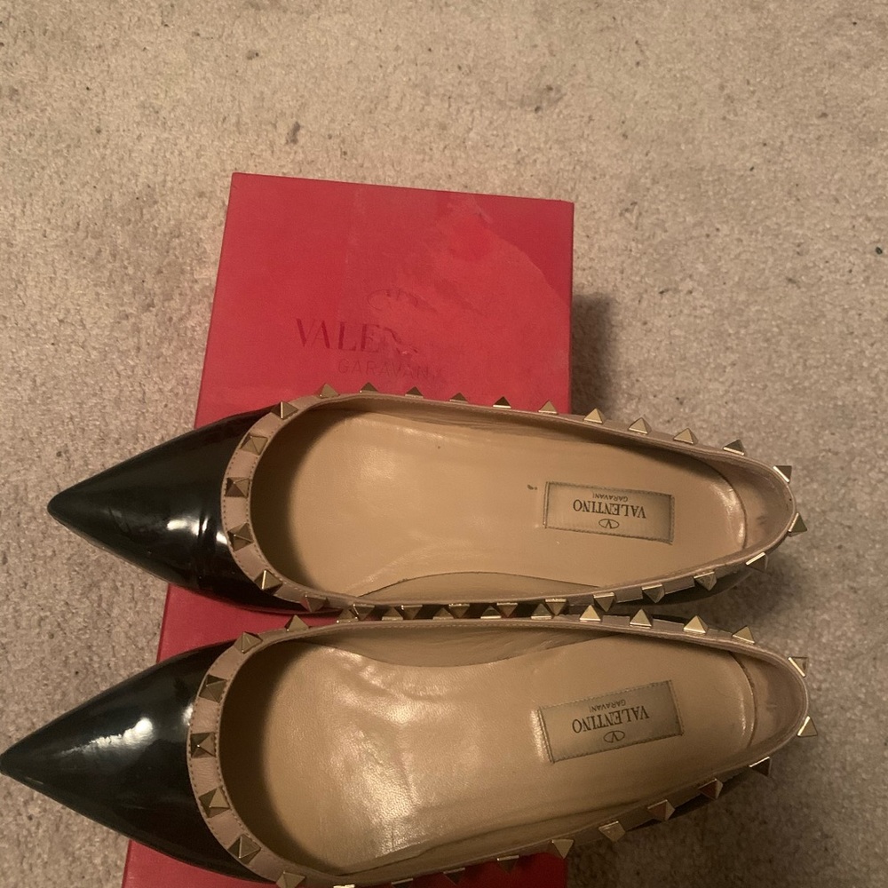 ValentinoGaravani RockstudPatentLeatherBalletFlats